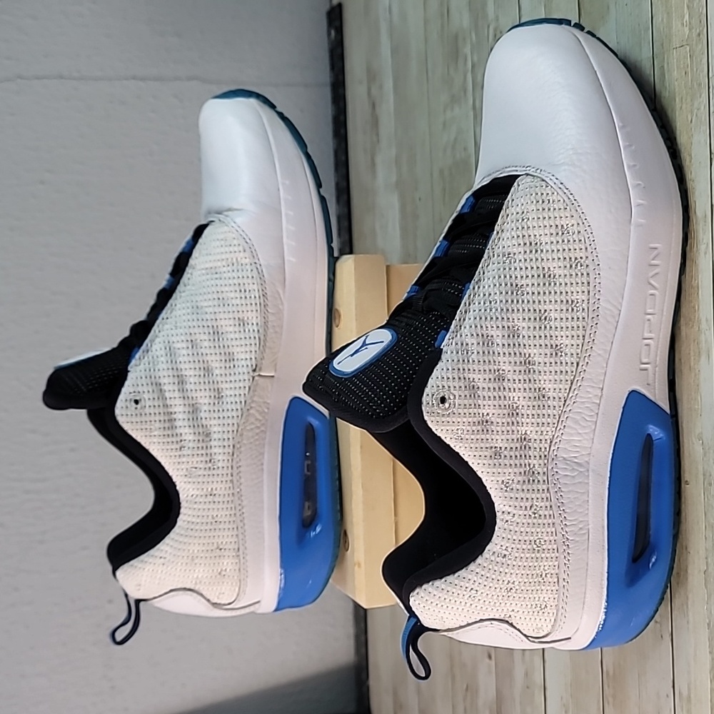 Jordan Comfort Viz Air 13 White/Italy Blue/Black Size Men's 7